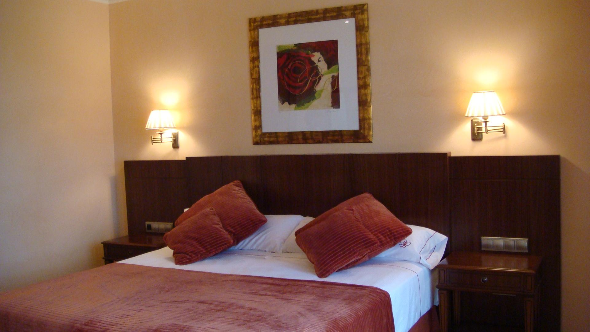 Hotel Torremilanos อารันดา เด ดวยโร ภายนอก รูปภาพ