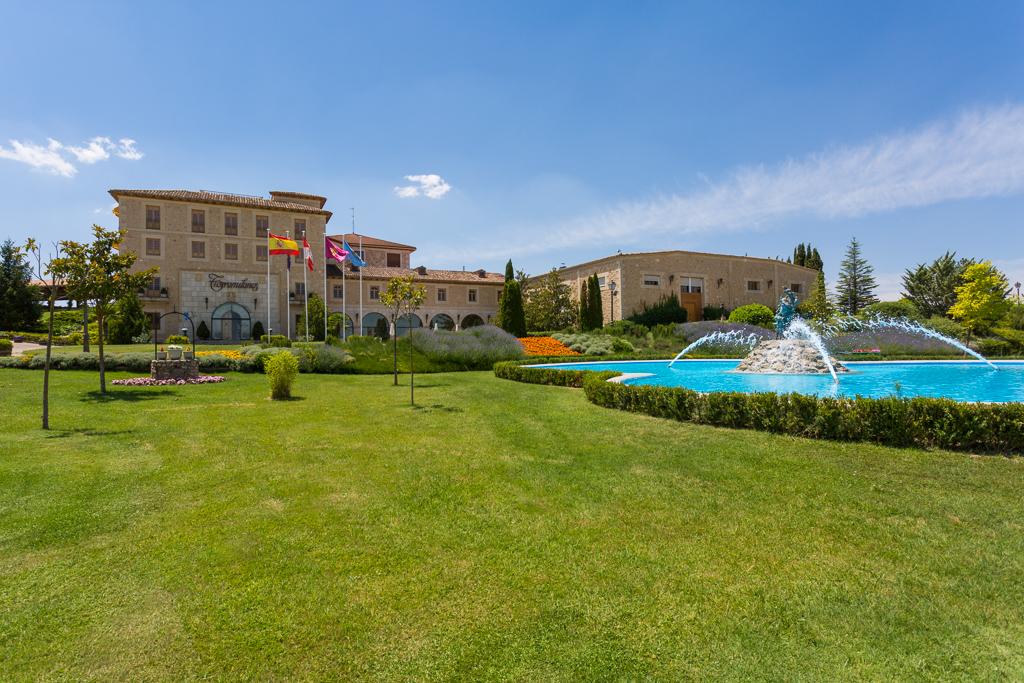 Hotel Torremilanos อารันดา เด ดวยโร ภายนอก รูปภาพ